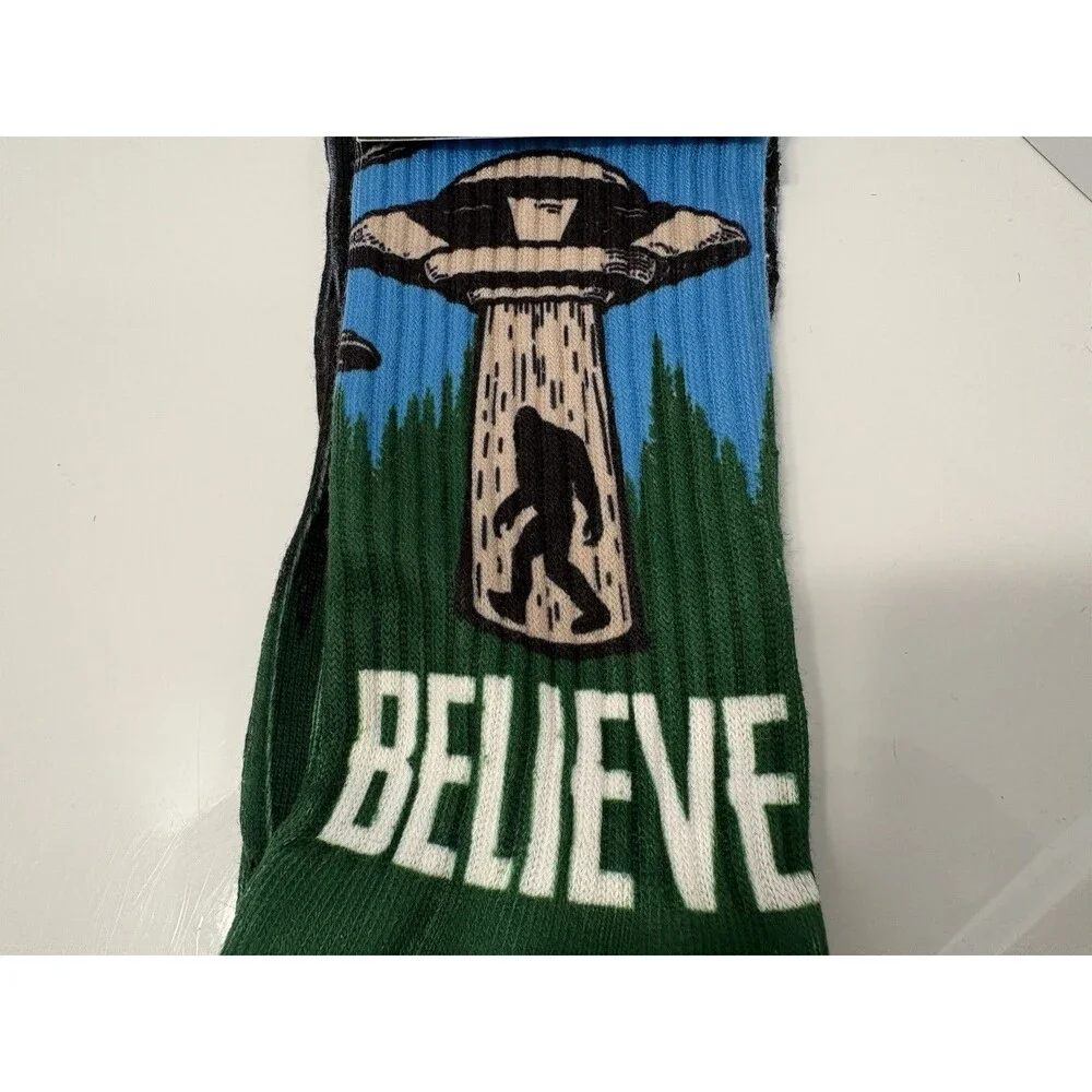 Savvysox Bigfoot UFO Socks Brand New Paranormal Forest